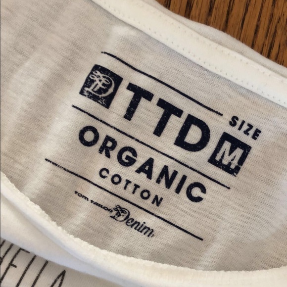 Brand New Coachella Tee - Picture 4 of 7